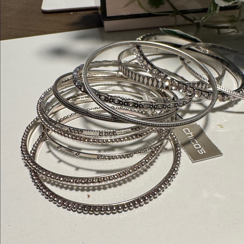 Chico’s Silver Tone Stackable Bangle Bracelet Set. (BR222) - Picture 8 of 14